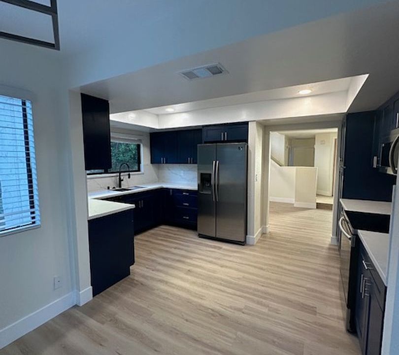 1st image of 2846-2848 Cazadero Dr