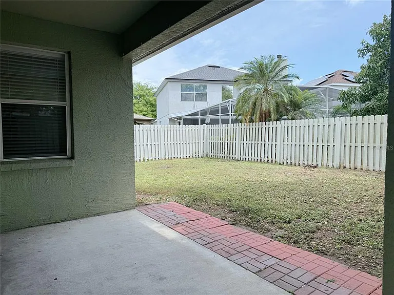 4932 Bellthorn Dr — Photo 35