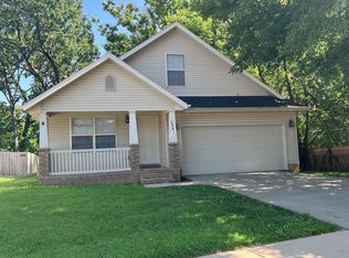 2541 E Madison St, Springfield, MO 65802