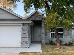 3231 Strong Ave, Fort Worth, TX 76105