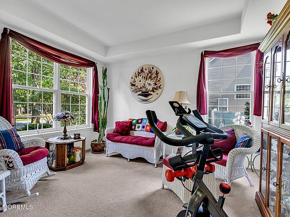 5th image of 62 Schley Avenue