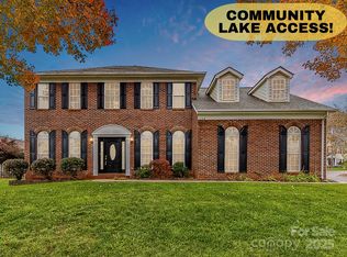 129 Coronilla Rd, Mooresville, NC 28117
