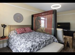 105 W 4th St APT 2, Rochester, MI 48307