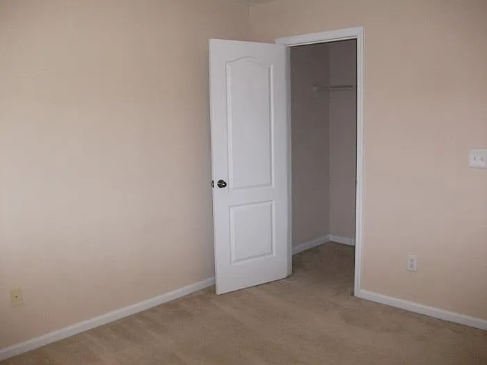 9 Hannah Cole Dr — Photo 5