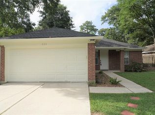 424 Springwood Dr, Conroe, TX 77385