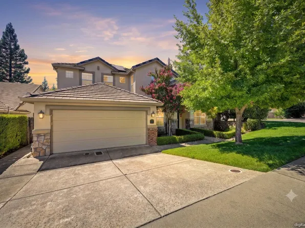 5825 Oak Place Ct, Fair Oaks, CA 95628
