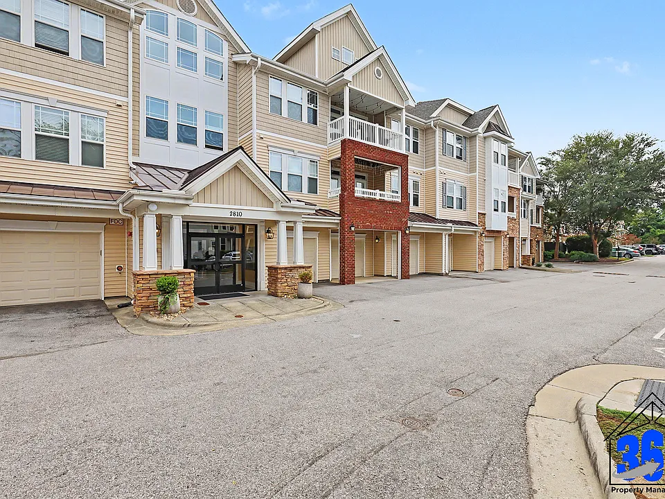 2810 Bedford Green Dr #209