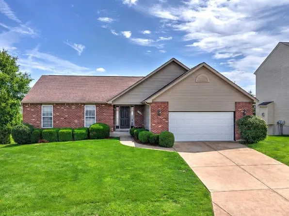8085 Glen Arbor Dr, Lake Saint Louis, MO 63367