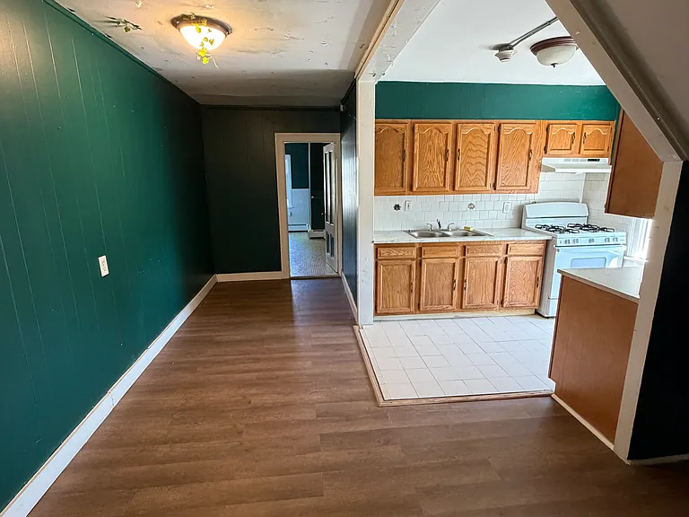 32 Medway St #5 — Photo 8