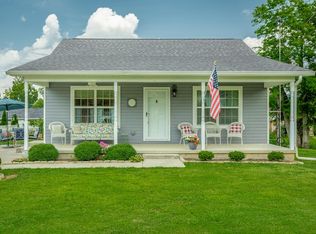 9419 Ocoee St, Ooltewah, TN 37363
