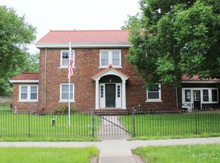 210 S Kansas Ave, Marceline, MO 64658