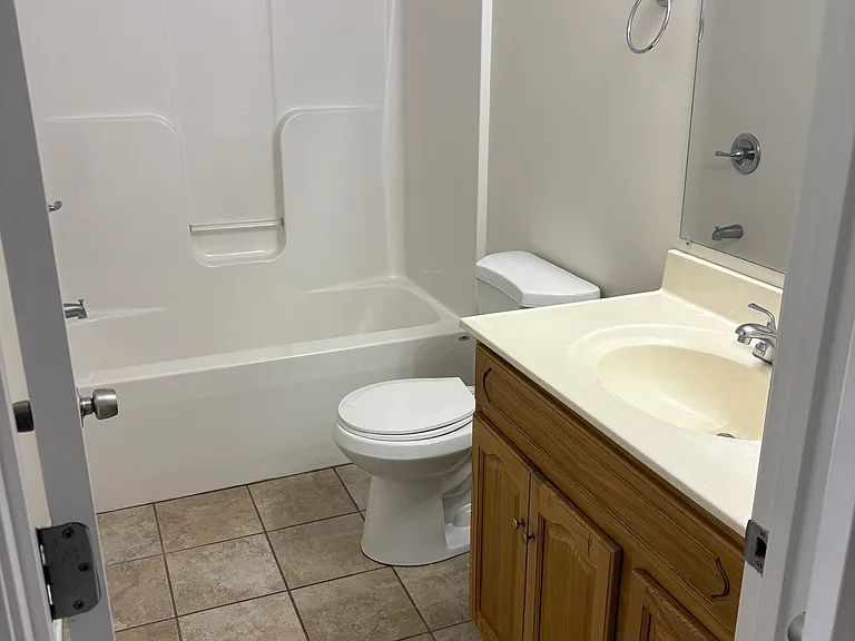 1001 Harbour Dr — Photo 13