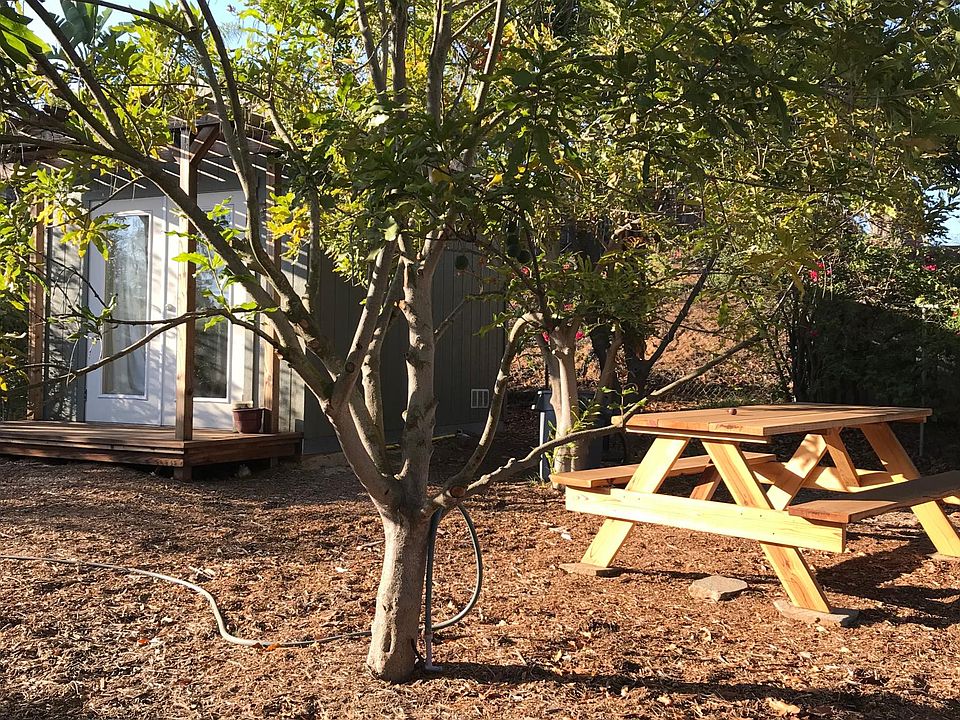 2nd image of 1528 Malaga Way
