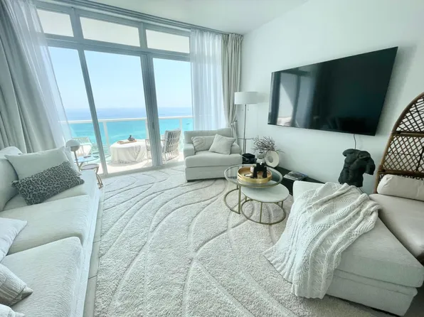 100 Bayview Dr, Sunny Isles Beach, FL
