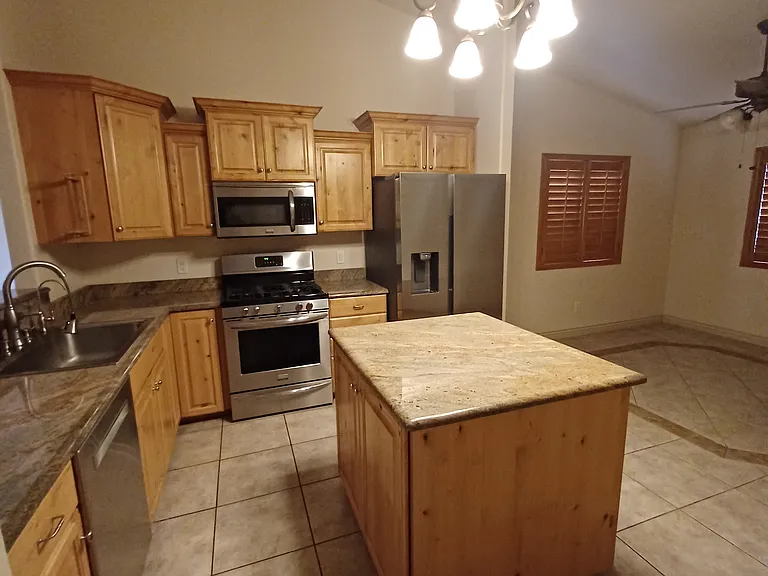Kitchen with island