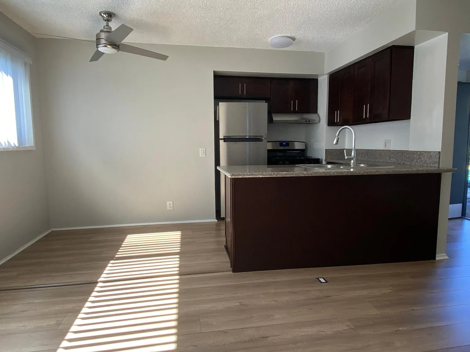 7205 Fountain Ave — Photo 4