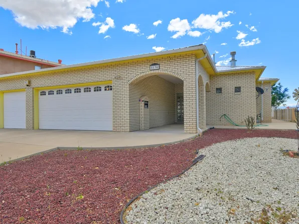 5136 Lomas De Atrisco Rd NW, Albuquerque, NM 87105