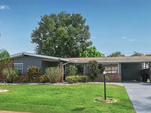 806 Oakmont Ave, Sun City Center, FL 33573