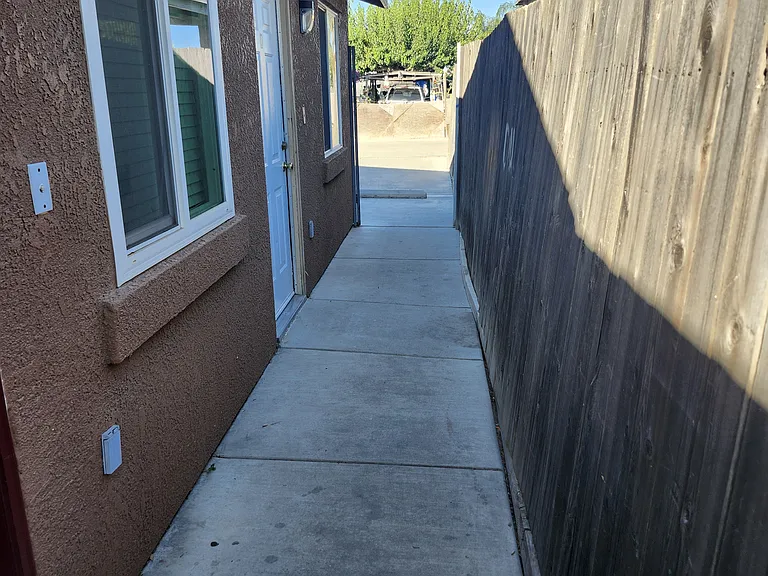 1216 Fremont St #C — Photo 13