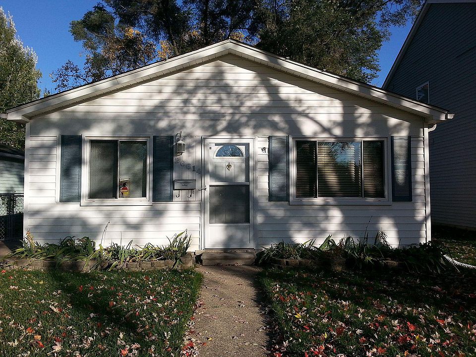1st image of 26614 Couzens Ave