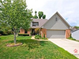 3035 Turkey Pen Dr, Greenwood, IN 46143