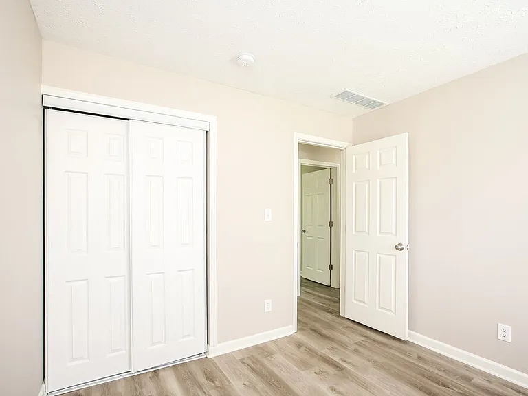 6114 King Lear Ct — Photo 10