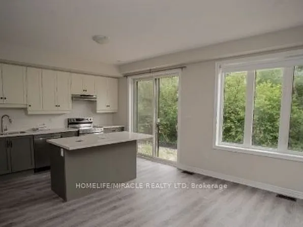 100 Hollywood Ct, Cambridge, ON