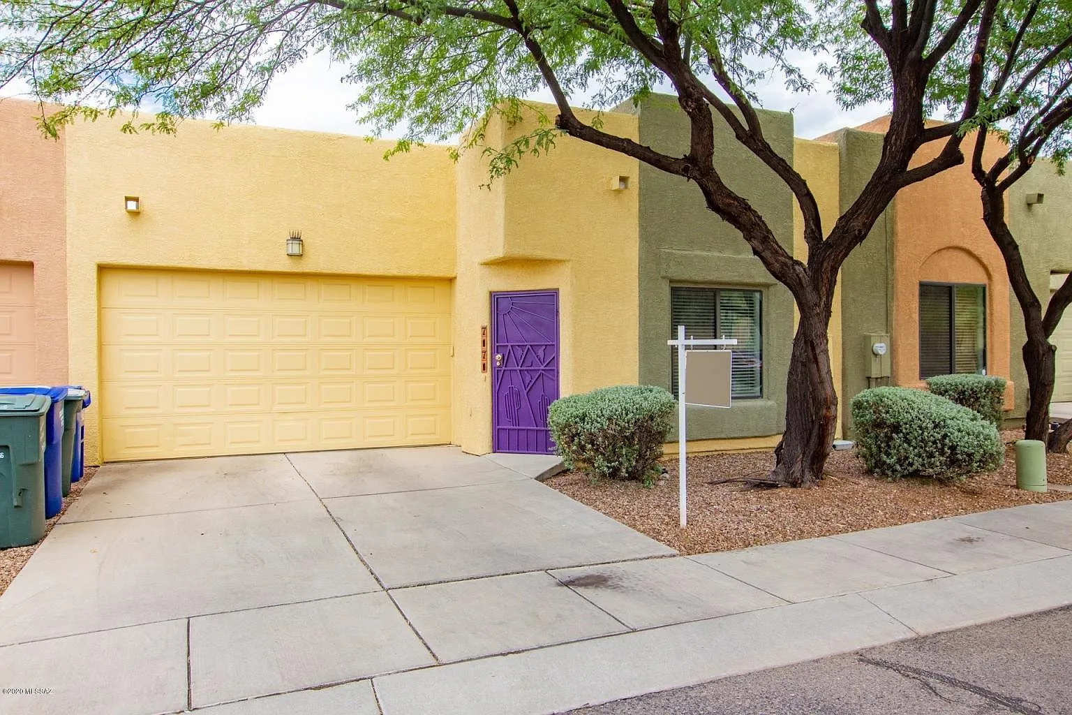 3 bed, 1091 sqft, $1,600 — Photo 1