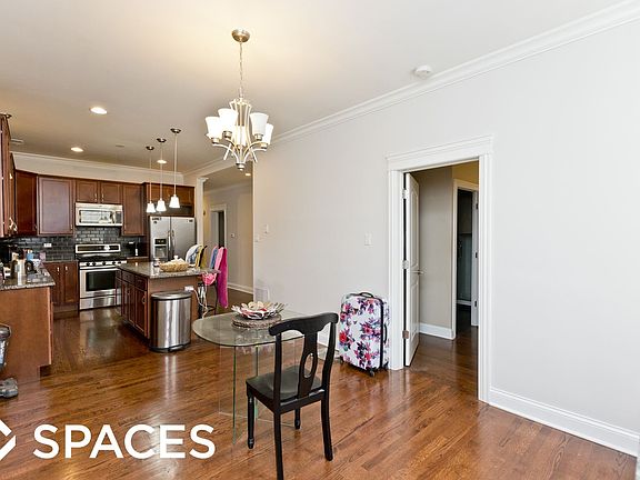 4th image of 3514 N Wilton Ave #2