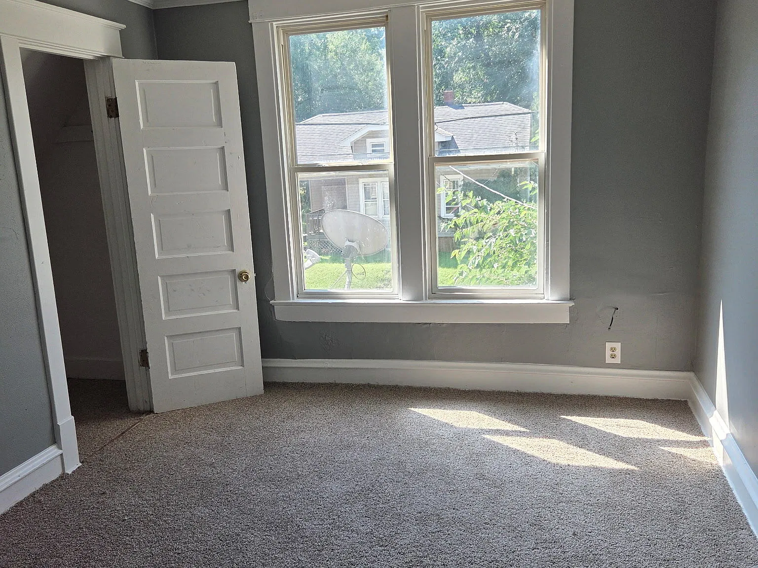 1023 East Behrends Avenue - 1 — Photo 4