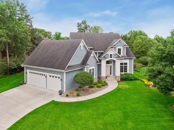 6625 Walnut Dr, Mound, MN 55364
