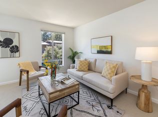 50 Surrey Ln, San Rafael, CA 94903