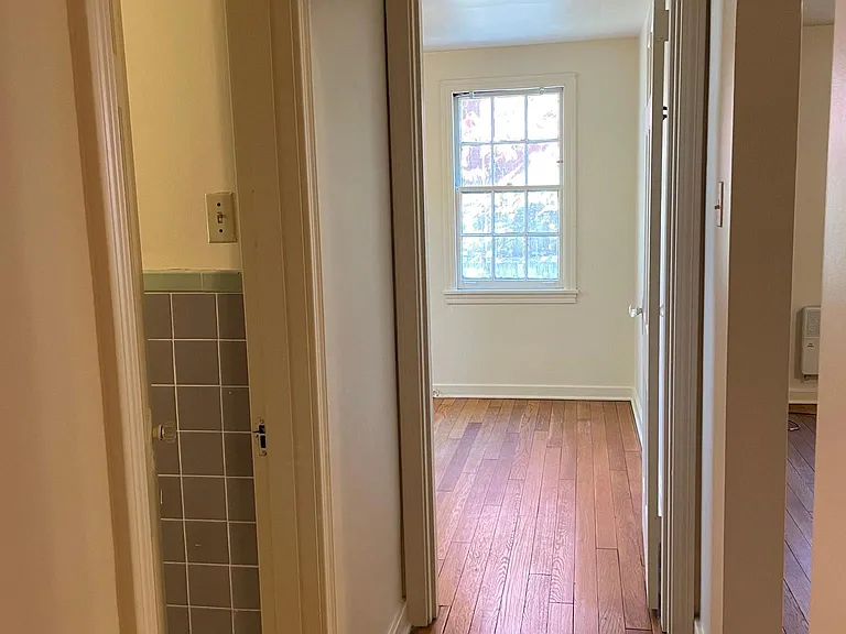 5838 Elmer St #1 — Photo 11