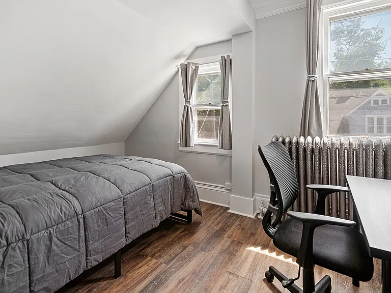 202 Stewart Ave — Photo 24