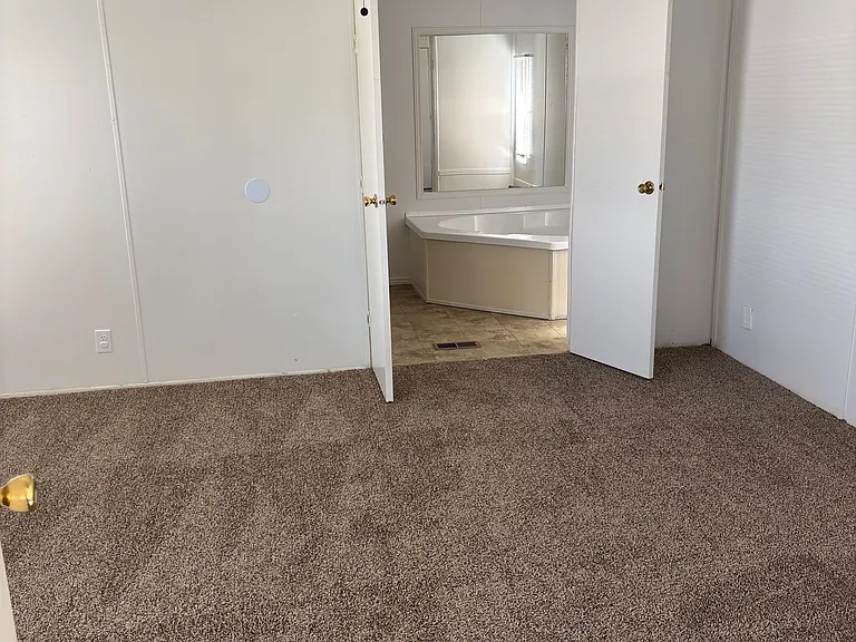2511 S Bypass 35 #7 — Photo 7
