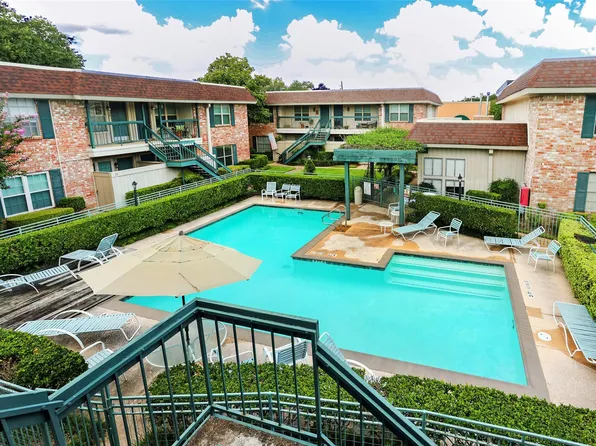 855 Augusta Dr #58, Houston, TX 77057