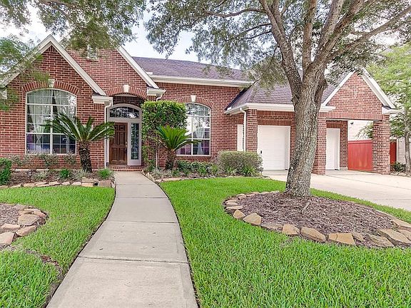 2nd image of 12407 Santiago Cove Ln