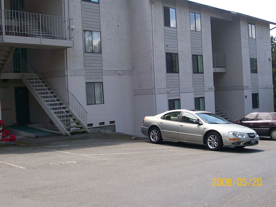 Exterior of complex