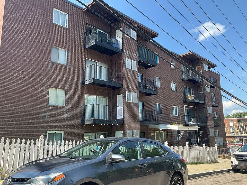 1st image of 175 Clare Ave Unit No D 4