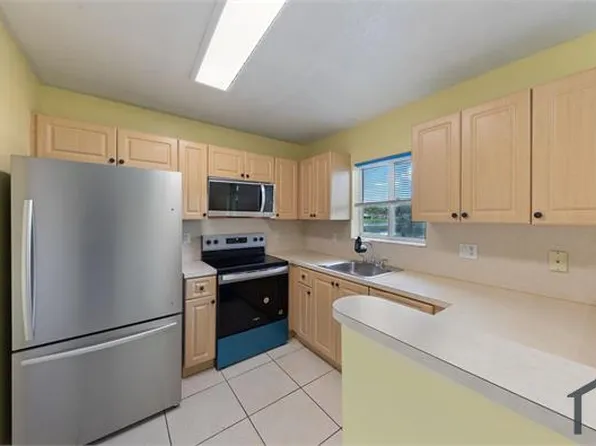 2931 SE 12th Rd, Homestead, FL 33035