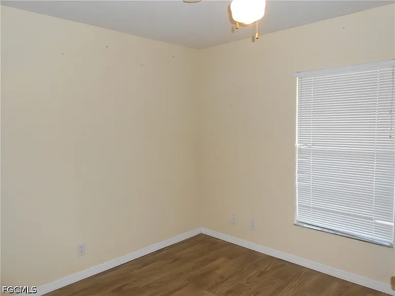 1221 Belair St E — Photo 13