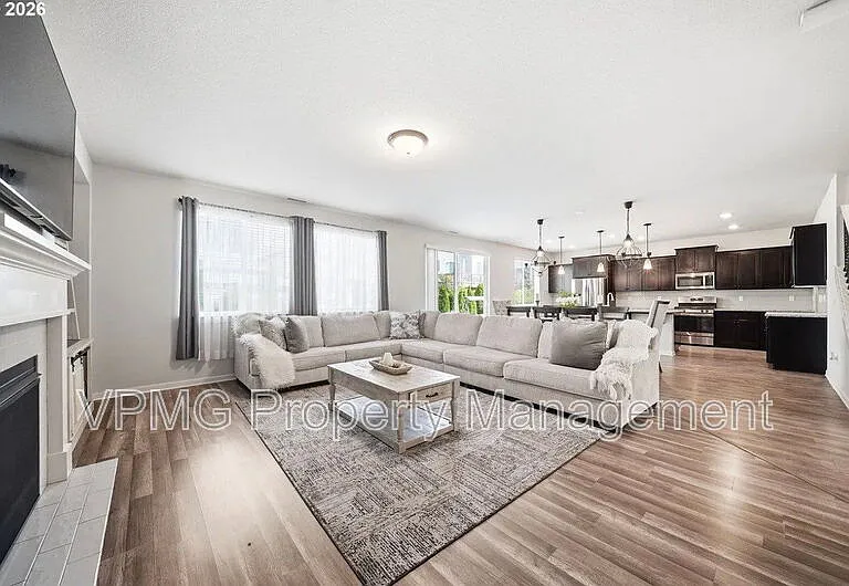4704 NE 109th St — Photo 9
