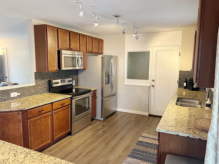 2526 E Caramillo St — Photo 3
