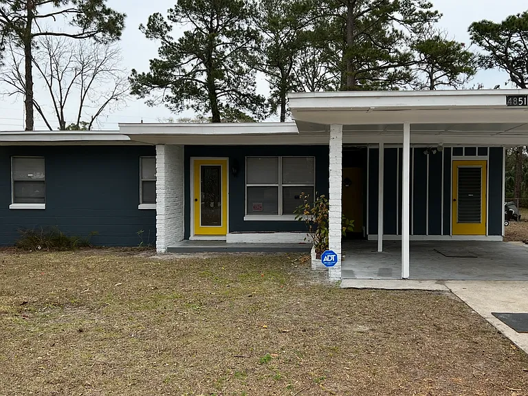 4851 Hatteras Rd — Photo 2