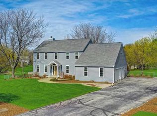 S15W31810 Meadow Ln, Delafield, WI 53018
