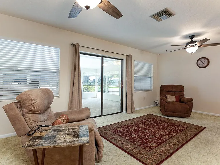 1631 Canal Ct — Photo 5