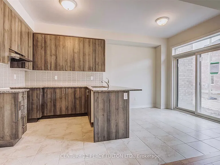 108 Workmens Cir — Photo 8