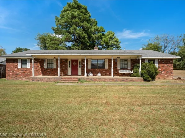 103 Chantilly St, Poteau, OK 74953
