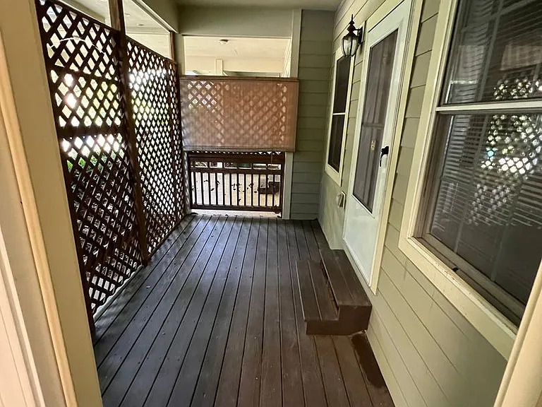 14 Pepperbrush Trl — Photo 9