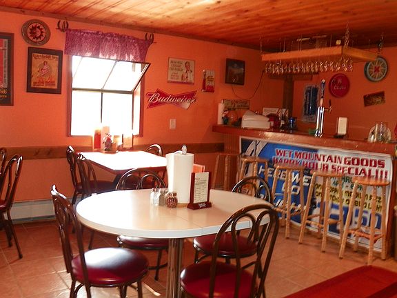INSIDE STORE/RESTAURANT AREA